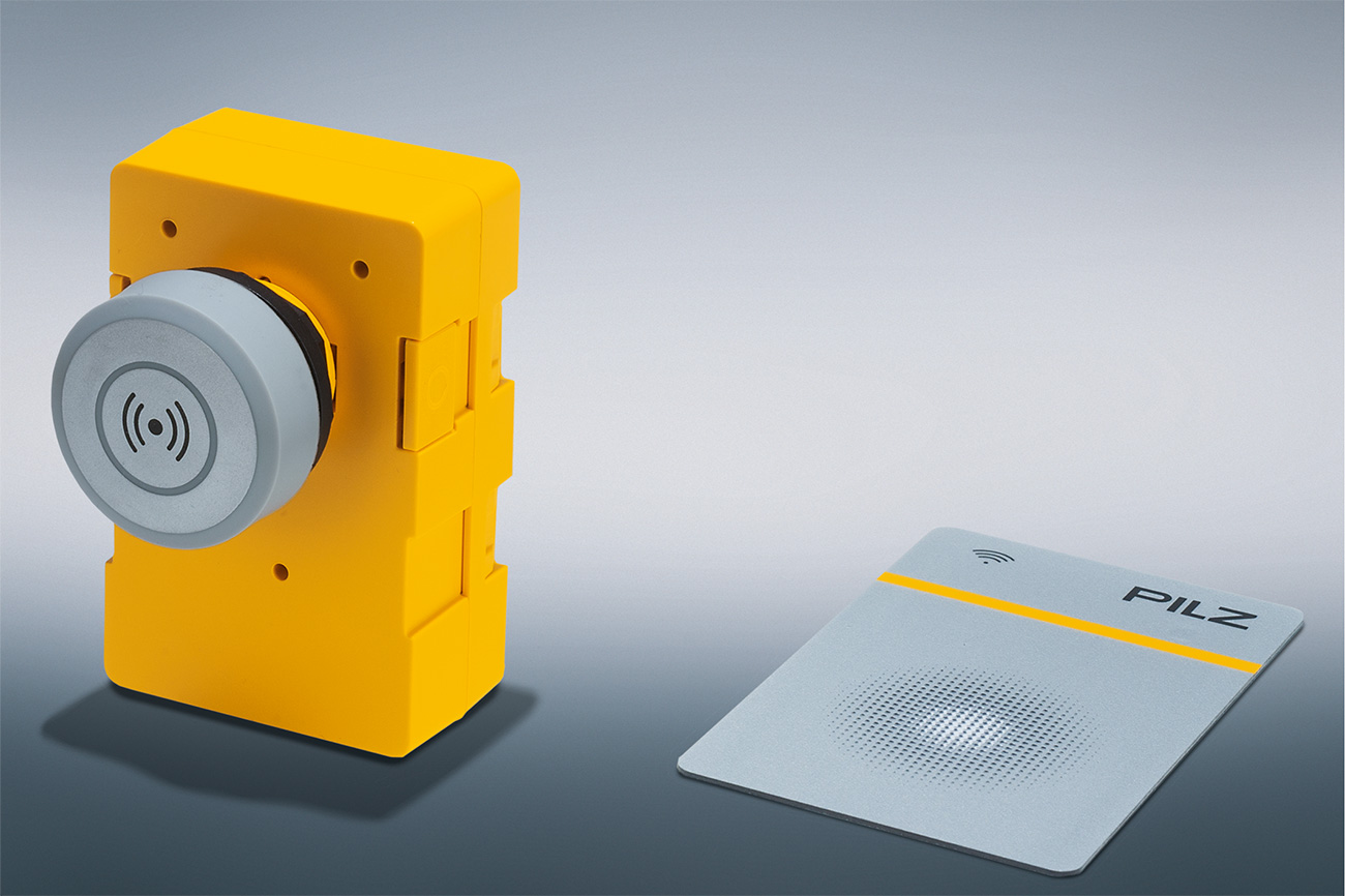 Avec le système d’autorisations d’accès PITreader card unit de Pilz 12