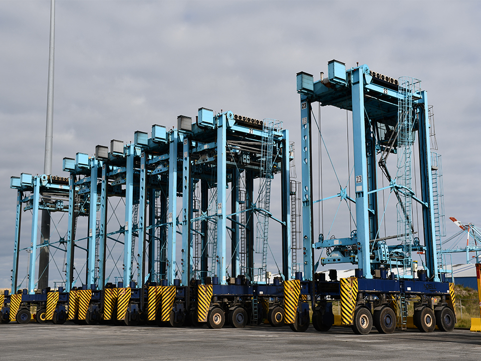 Straddle carriers krijgen tweede adem