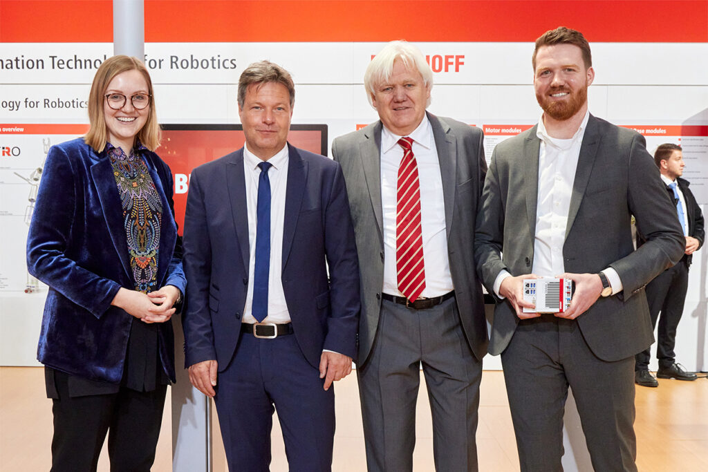 Vice-Chancellor Robert Habeck visits Beckhoff Automation at Hannover Messe