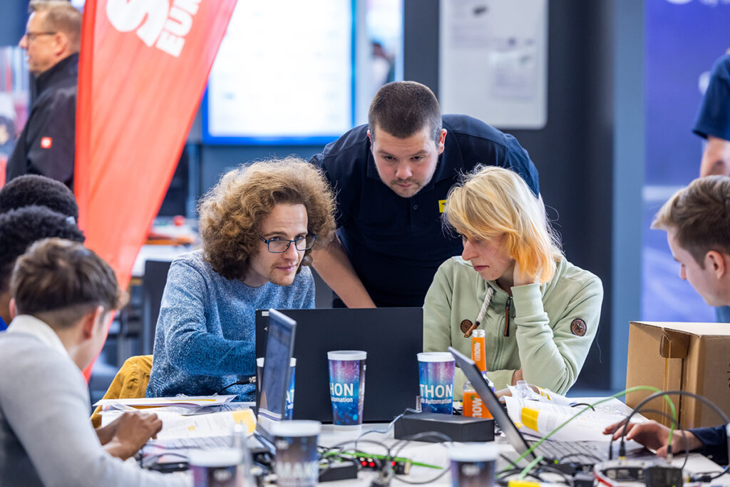 Artificiële intelligentie toekomst van industriële automatisering 3