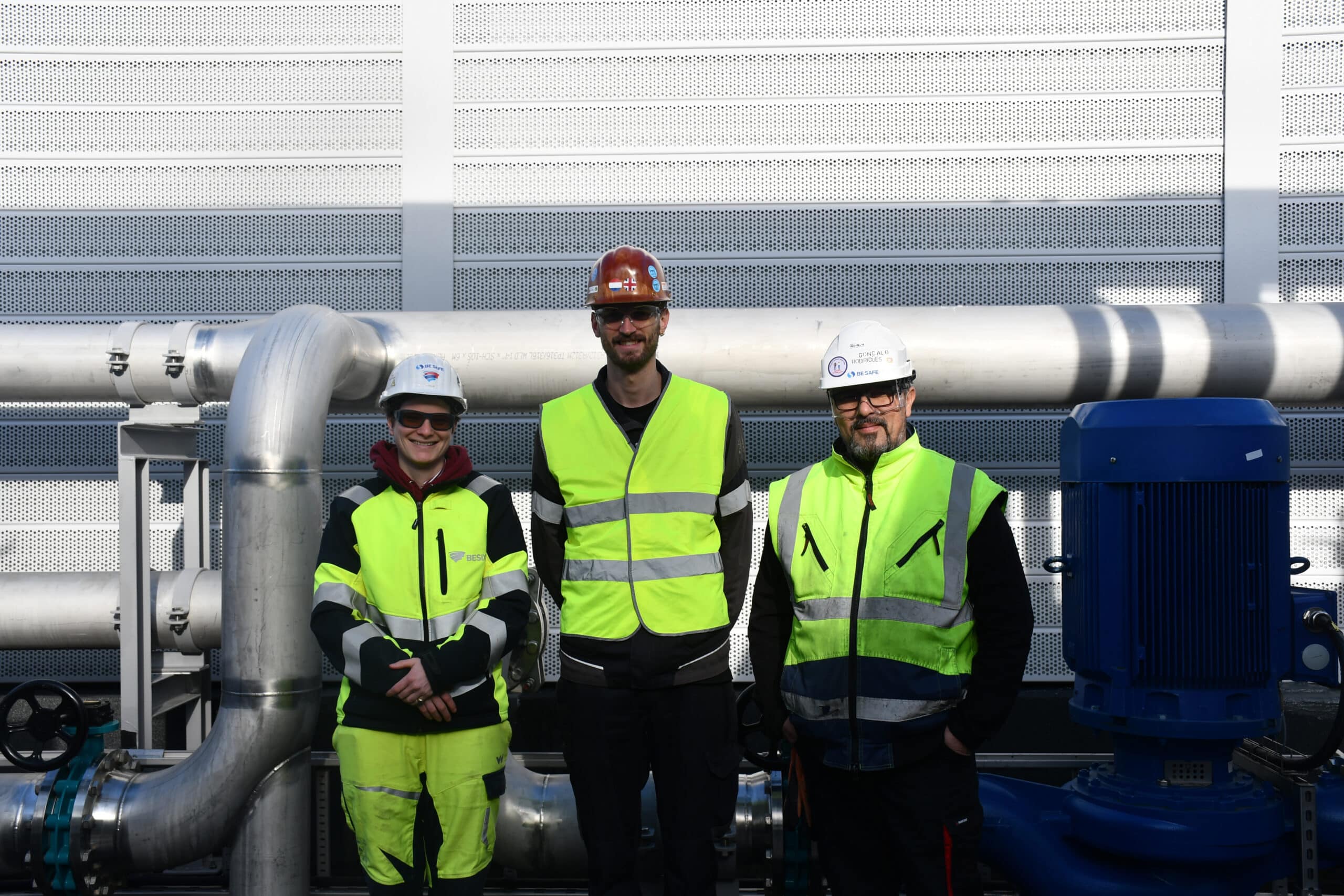 Eerste commerciële waterstoffabriek krijgt leidingwerk van de bovenste plank 7