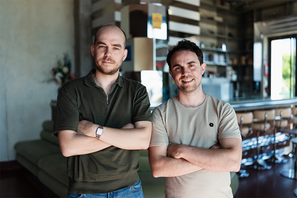 Kasqade lanceert video-AI voor productie-kmo's en haalt meteen 600.000 euro op 2