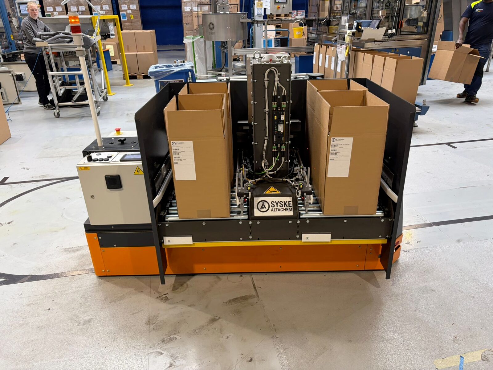 Custom-made automatiseringsconcept zorgt voor efficiënte flow in productiehal 1